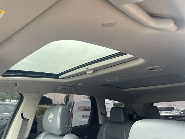 Used 2020 Buick Enclave Essence w/ Sound and Sites Package AWD/4WD image 27