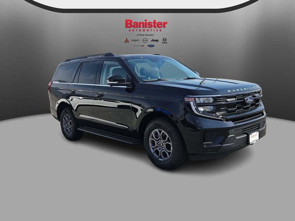 New 2026 Ford Expedition Active AWD/4WD image 2