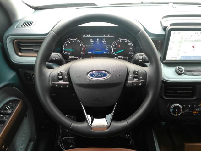 Used 2023 Ford Maverick Lariat w/ Lariat Luxury Package AWD/4WD image 28