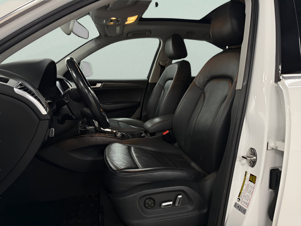 Used 2015 Audi Q5 2.0T Premium image 14