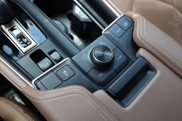Certified 2025 Toyota Grand Highlander AWD Hybrid image 24