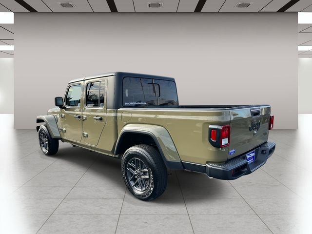 New 2025 Jeep Gladiator Sport image 7