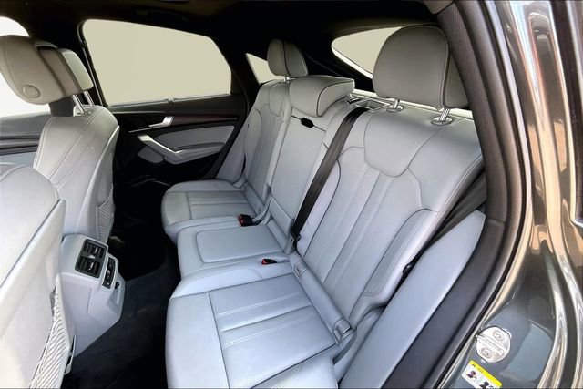 Used 2022 Audi Q5 2.0T Prestige w/ Prestige Package image 28