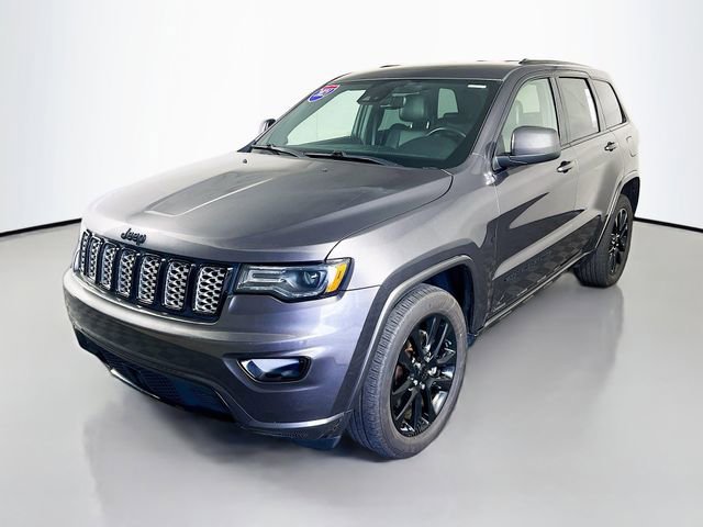 Used 2021 Jeep Grand Cherokee Laredo X image 3