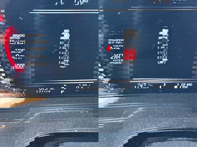 Used 2025 Nissan Pathfinder Platinum w/ Cargo Package image 21