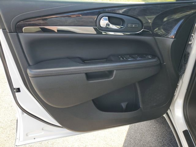 Used 2017 Buick Enclave Leather image 8