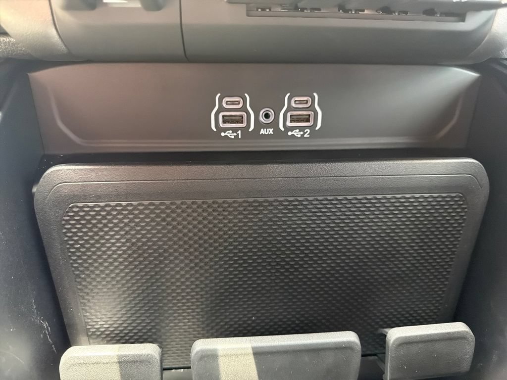 Used 2025 RAM 1500 Big Horn AWD/4WD image 24