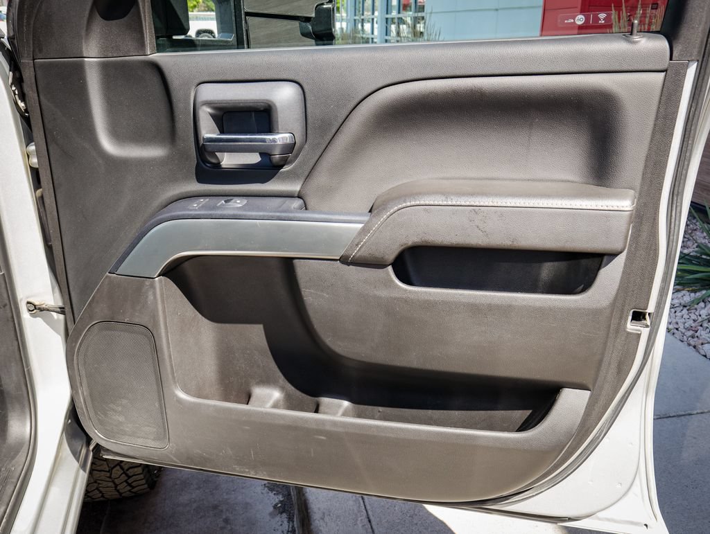 Used 2017 Chevrolet Silverado 2500 LT AWD/4WD image 25