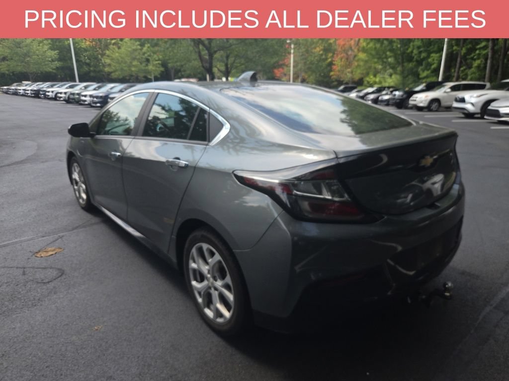 Used 2017 Chevrolet Volt Premier w/ Driver Confidence Package FWD image 12