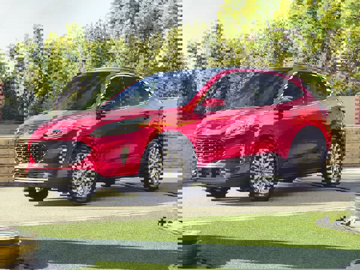 Used 2022 Ford Escape SE w/ Convenience Package