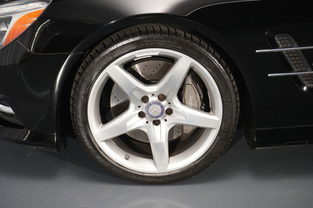 Used 2014 Mercedes-Benz SL 550 image 29