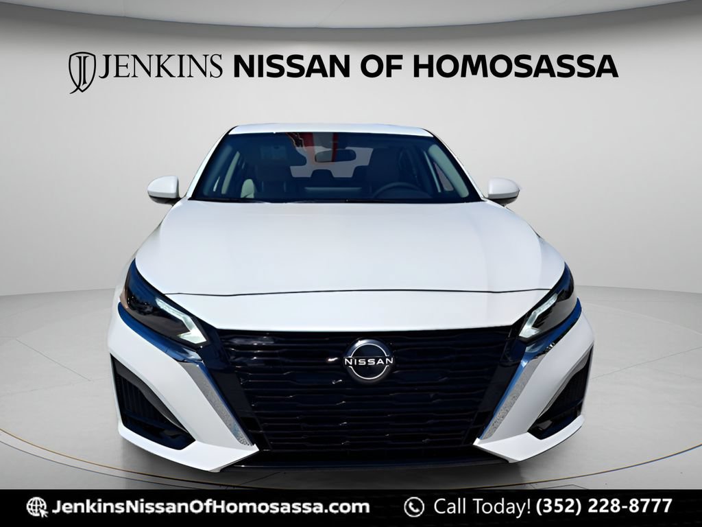 New 2025 Nissan Altima 2.5 SL FWD image 10