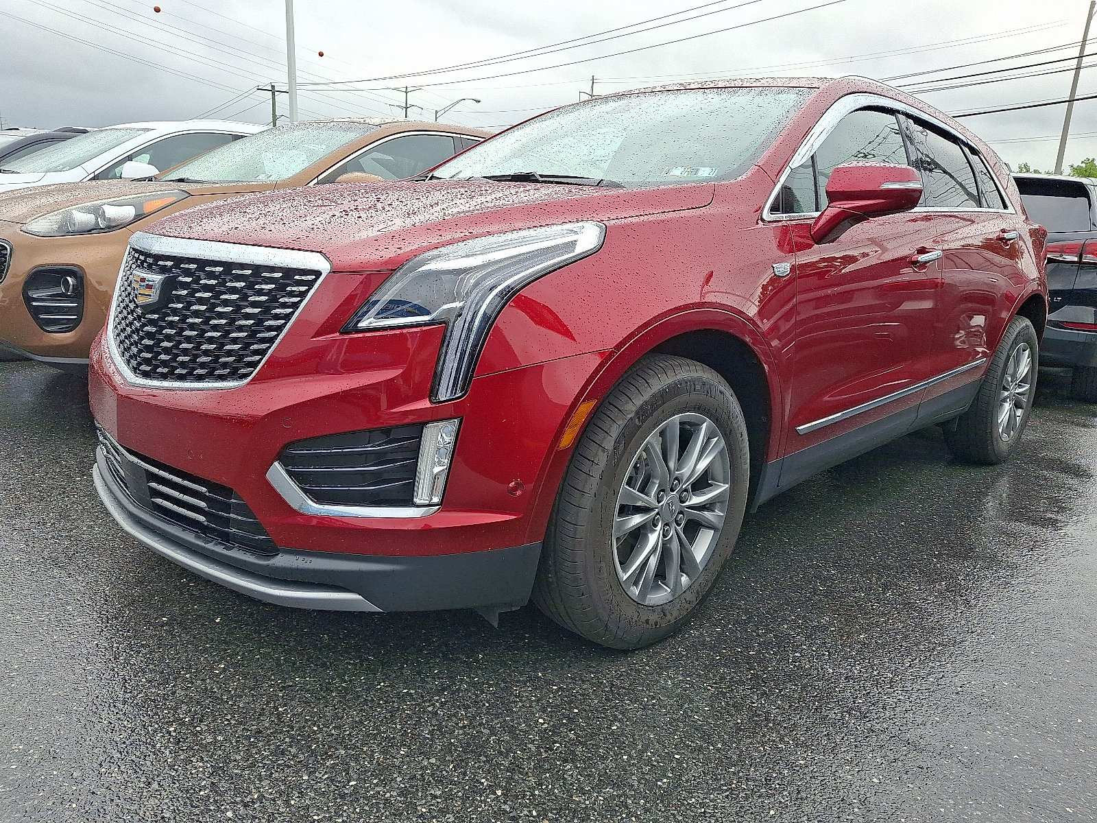 Certified 2022 Cadillac XT5 Premium Luxury w/ Technology Package AWD/4WD image 3