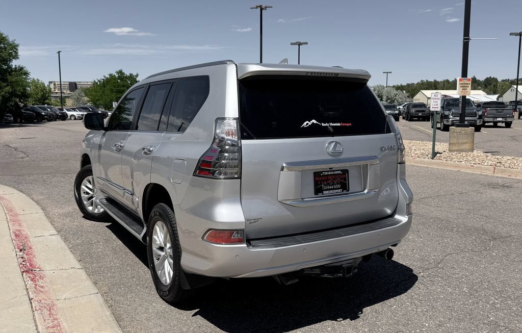 Used 2019 Lexus GX 460 AWD/4WD image 6