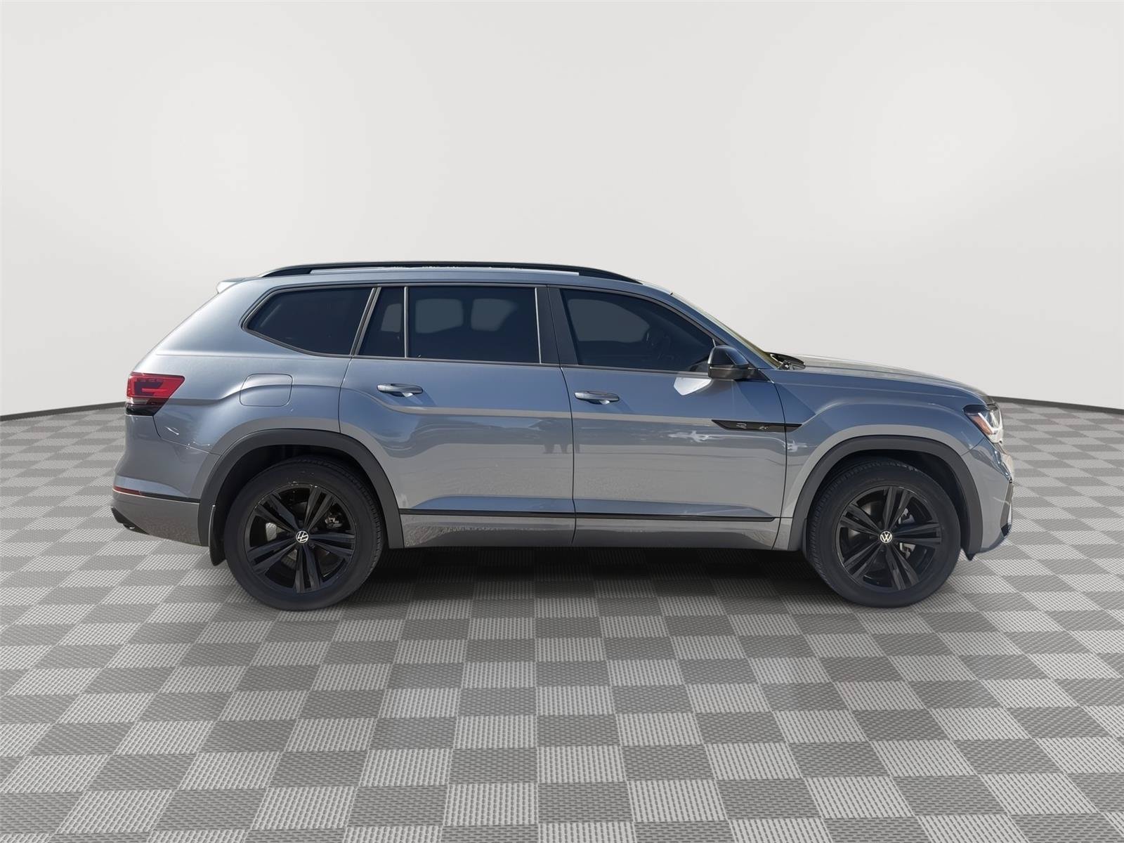 Certified 2022 Volkswagen Atlas SEL R-Line AWD/4WD image 26