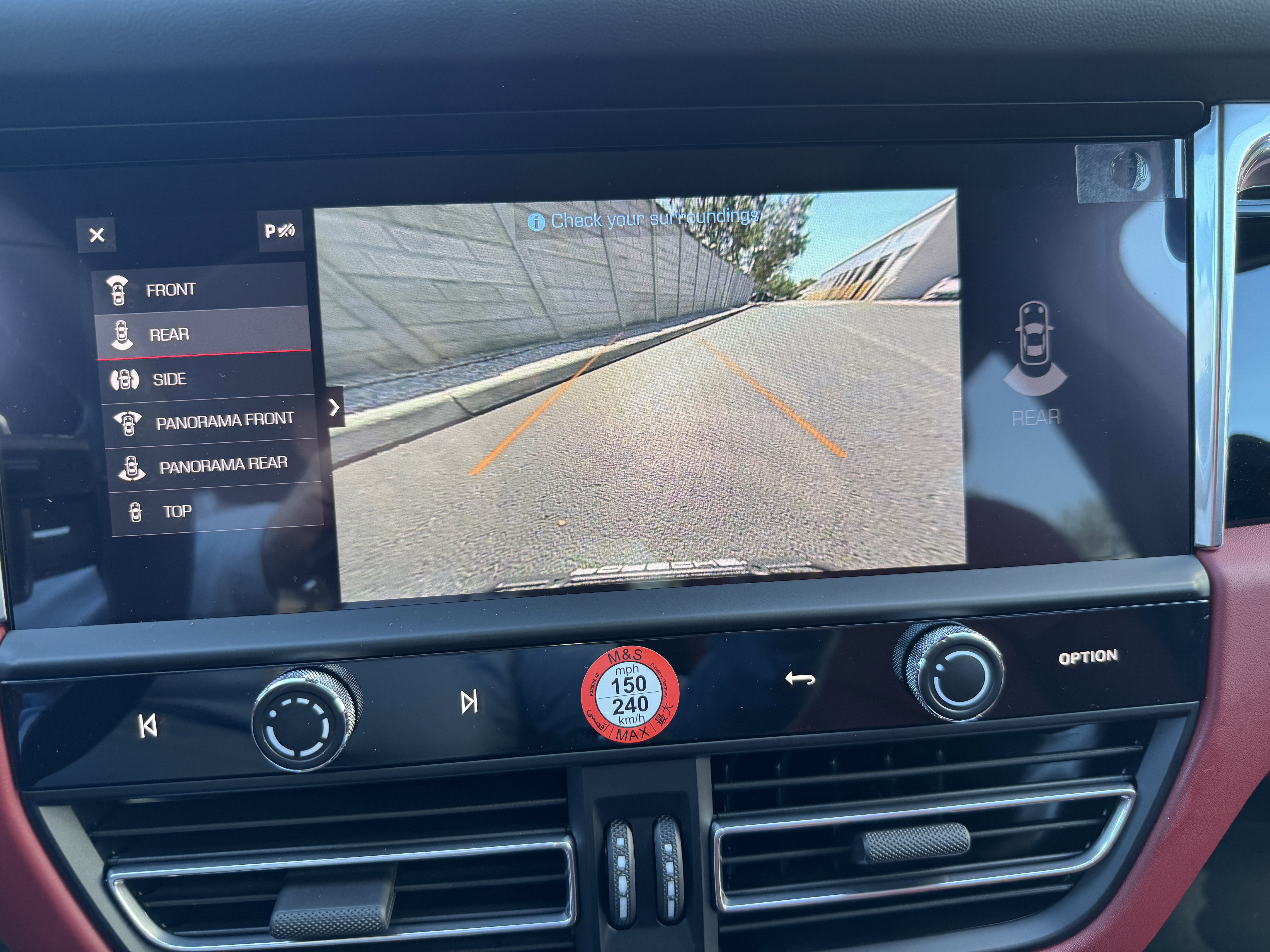 New 2026 Porsche Macan image 27