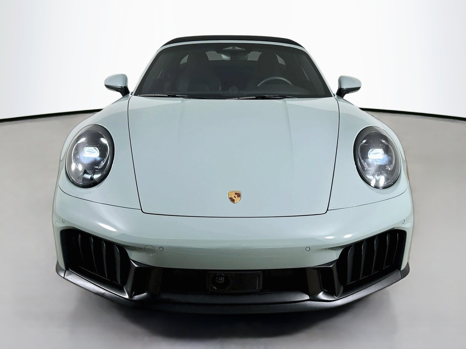 Used 2026 Porsche 911 Targa 4 GTS AWD/4WD image 2