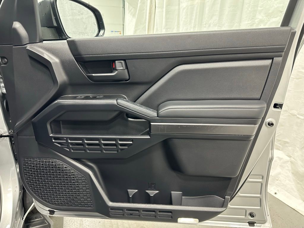 Used 2025 Toyota 4Runner SR5 image 56