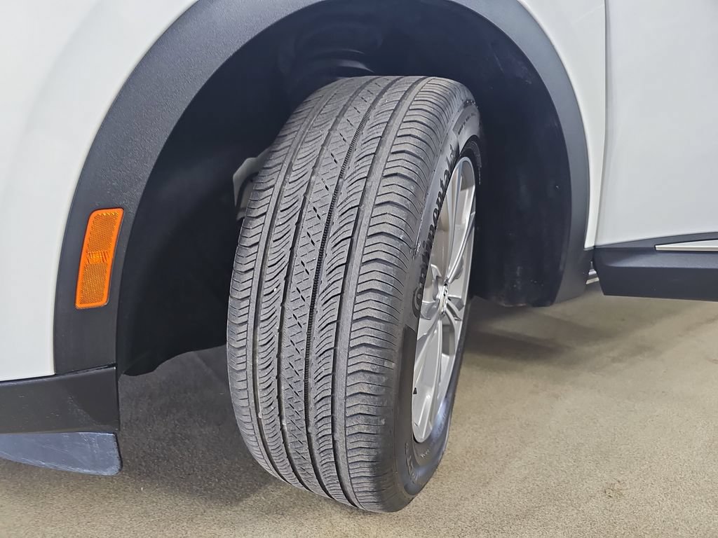 Certified 2023 Buick Envision Preferred FWD image 38