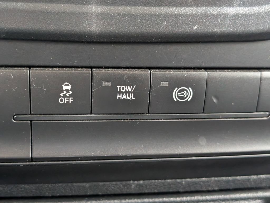 Used 2017 RAM 3500 SLT image 18