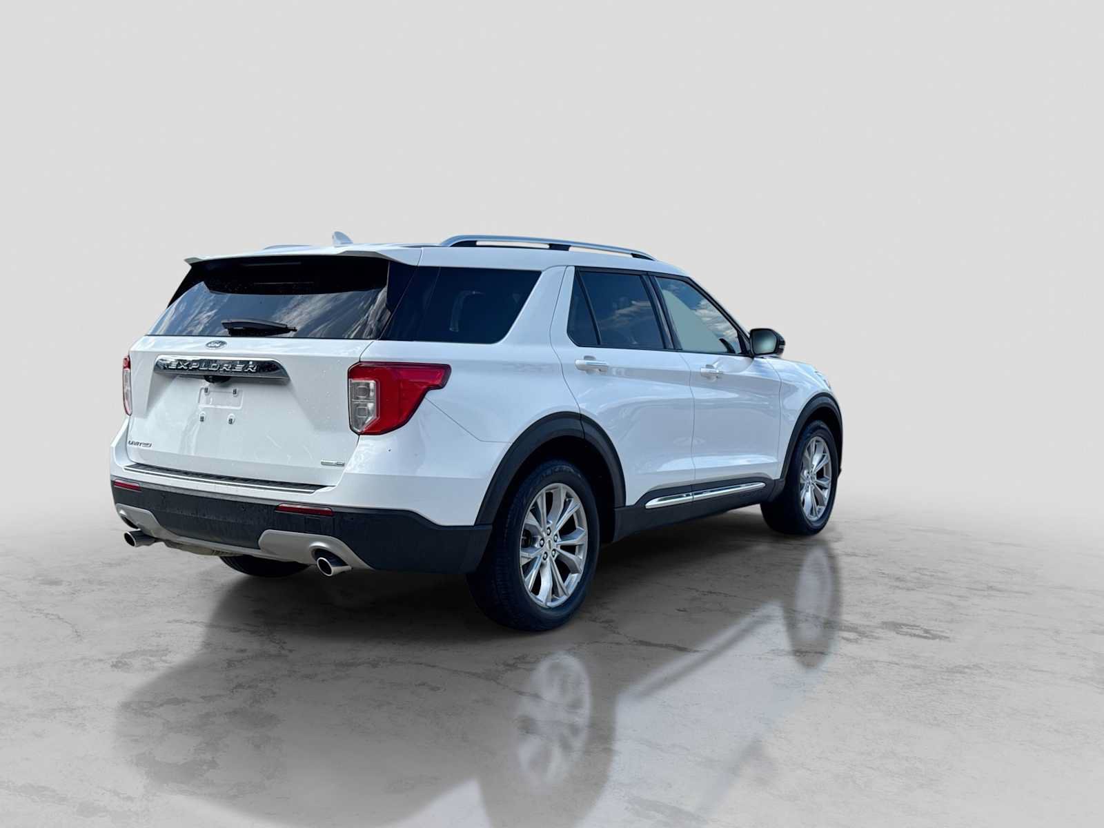 Used 2020 Ford Explorer Limited AWD/4WD image 6