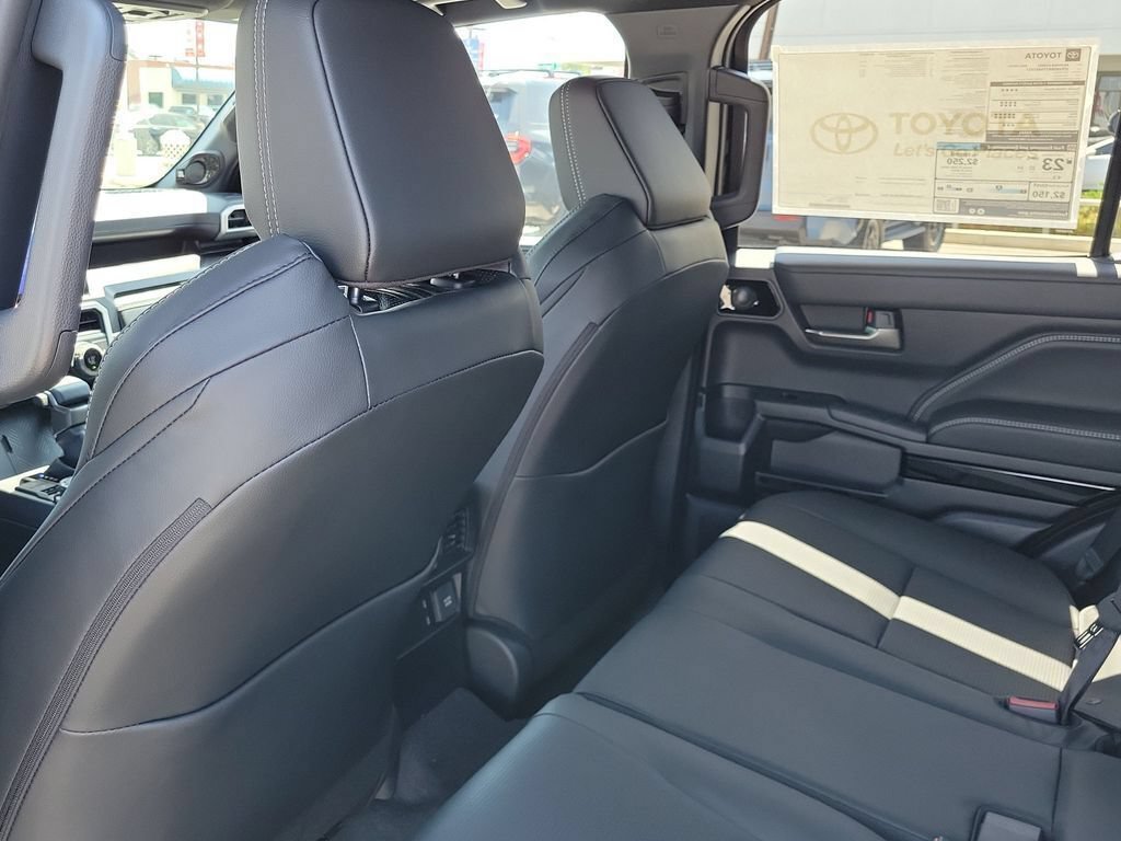 New 2026 Toyota 4Runner Limited AWD/4WD image 15