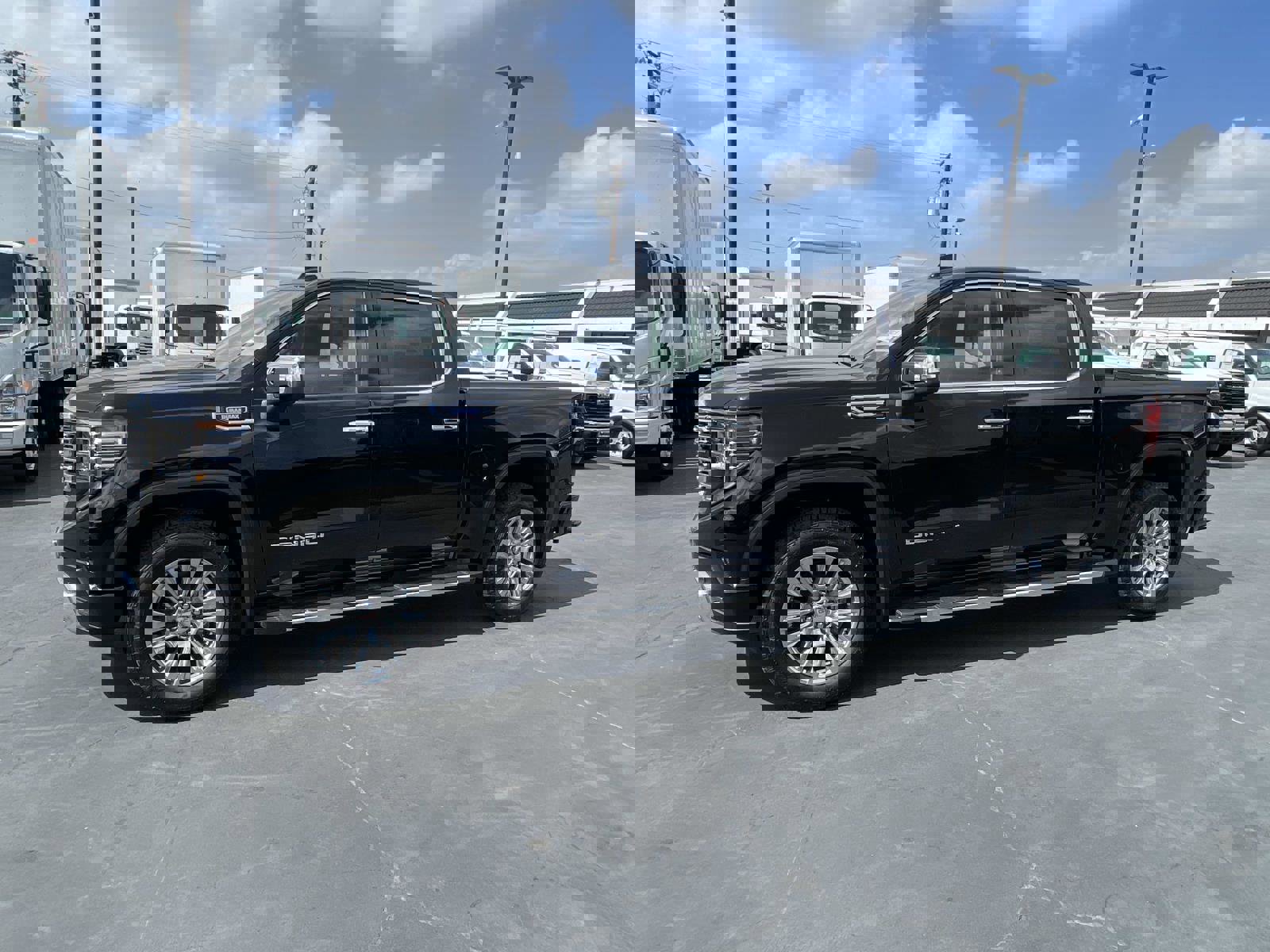 New 2026 GMC Sierra 1500 Denali w/ Technology Package AWD/4WD image 8