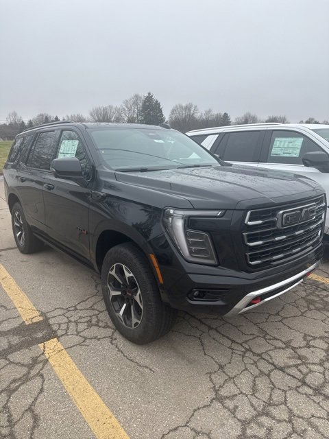 New 2026 GMC Yukon AT4 w/ AT4 Premium Package image 3