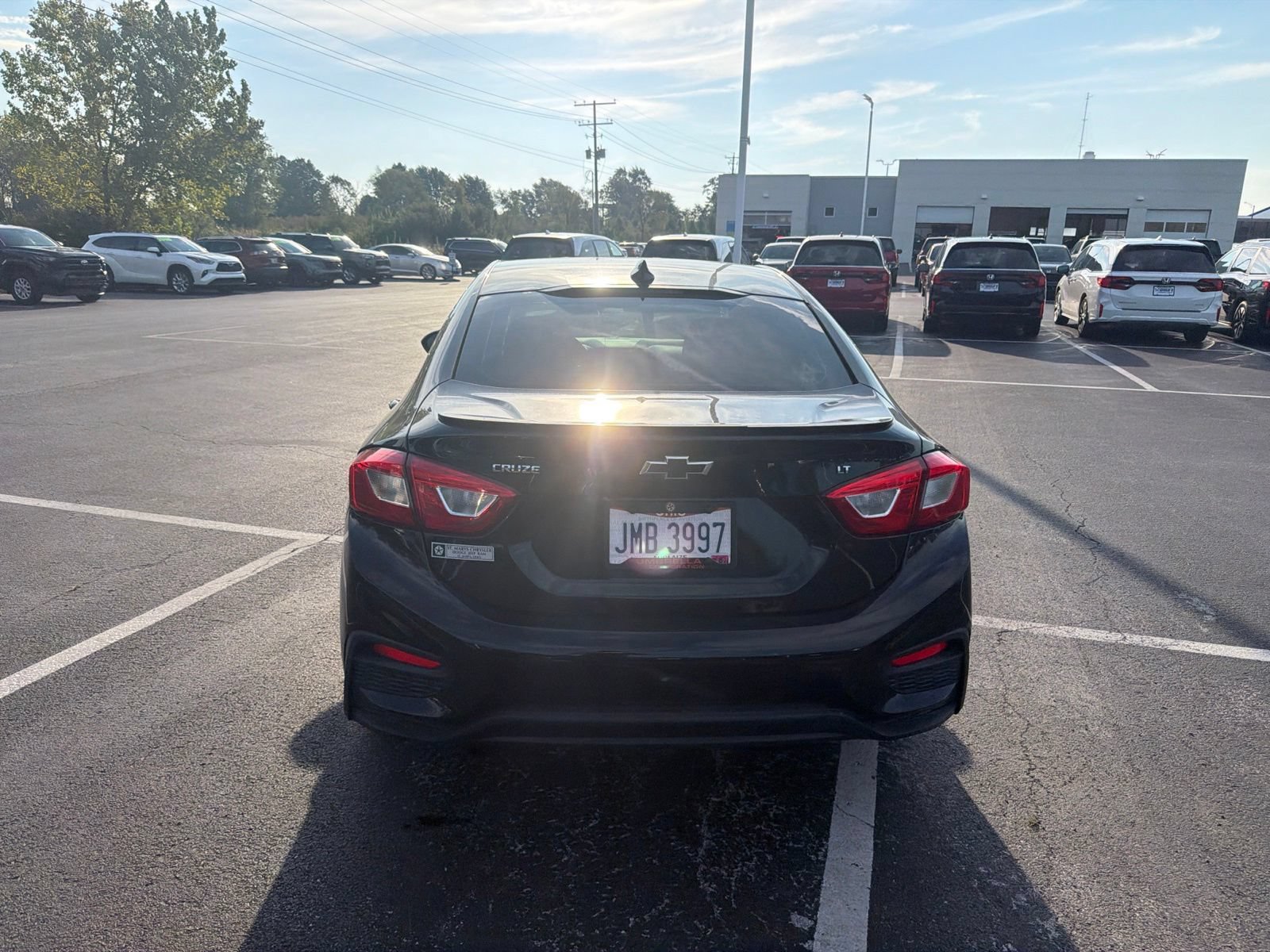 Used 2018 Chevrolet Cruze LT w/ Convenience Package FWD image 6