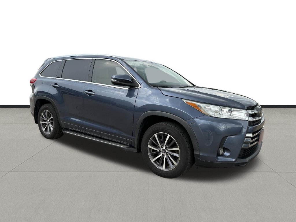 Used 2018 Toyota Highlander XLE FWD image 7