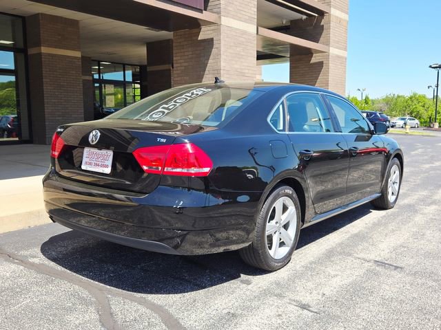 Used 2015 Volkswagen Passat 1.8T Limited Edition image 6