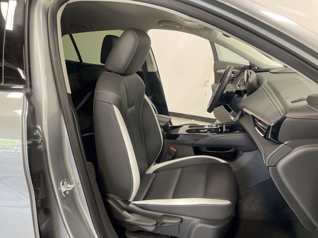 Used 2025 Buick Envision Sport Touring AWD/4WD image 27