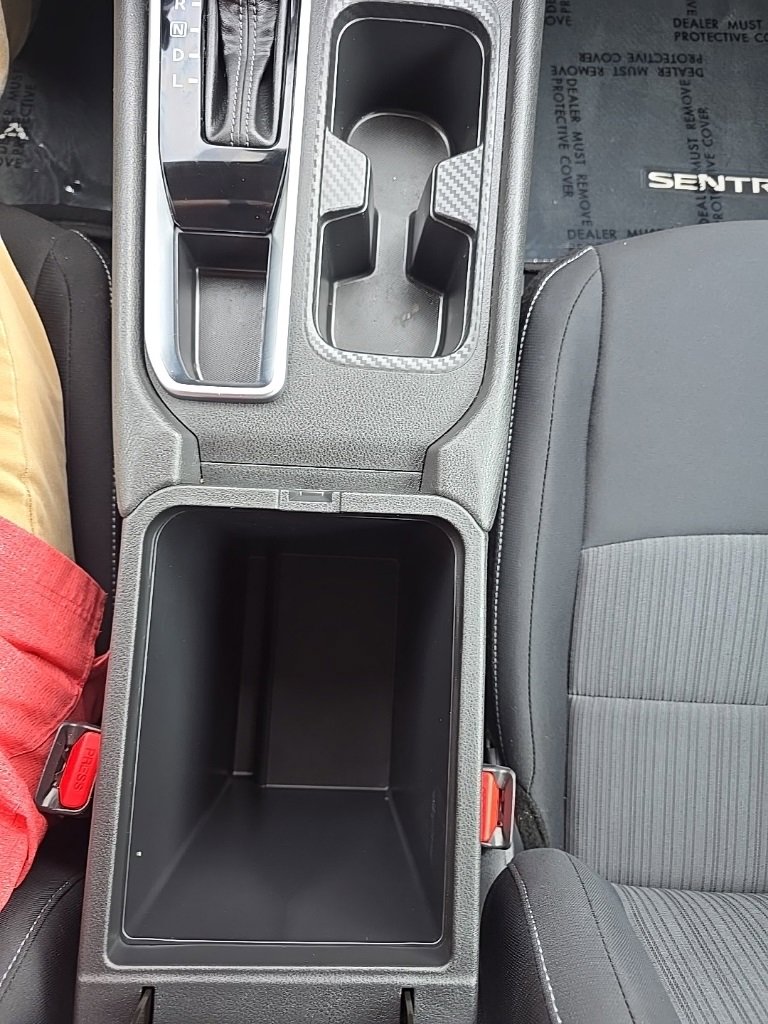 Used 2024 Nissan Sentra SV image 31