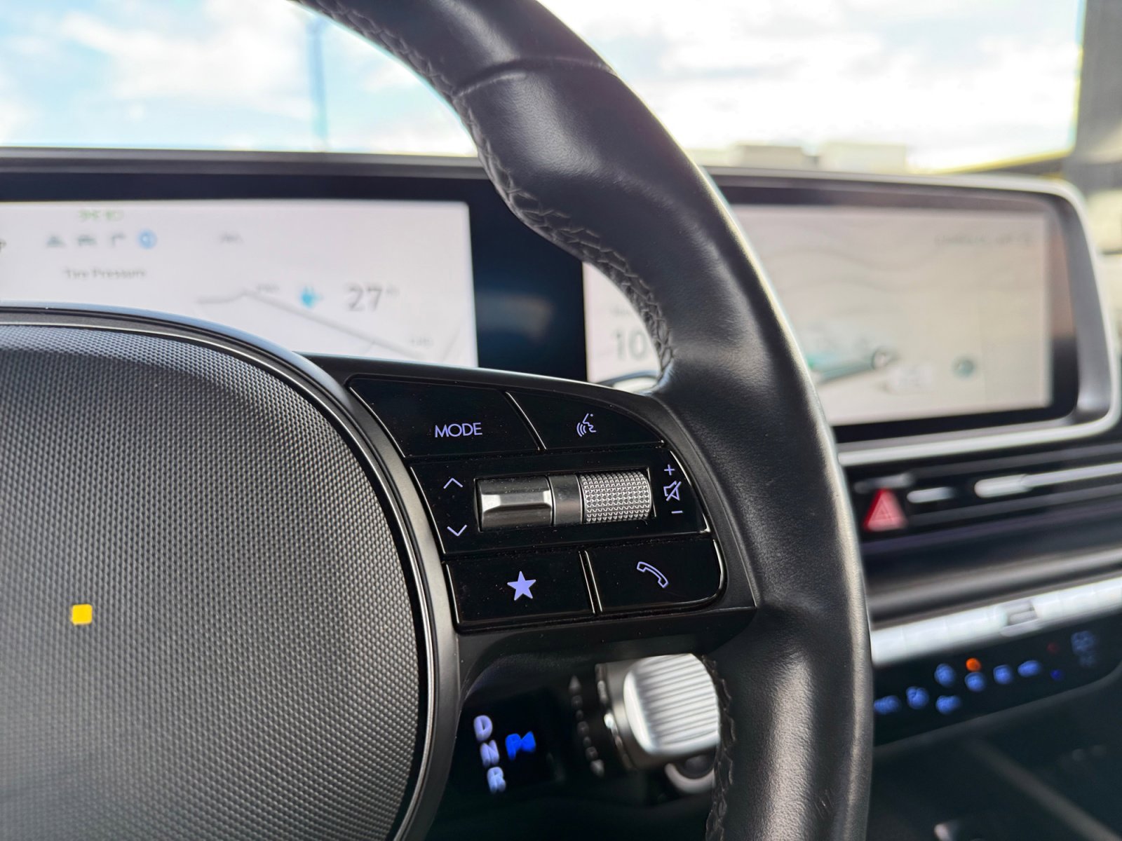 Used 2024 Hyundai Ioniq 6 Limited image 16