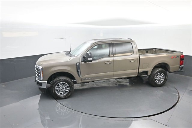 New 2026 Ford F250 Lariat w/ FX4 Off-Road Package image 25