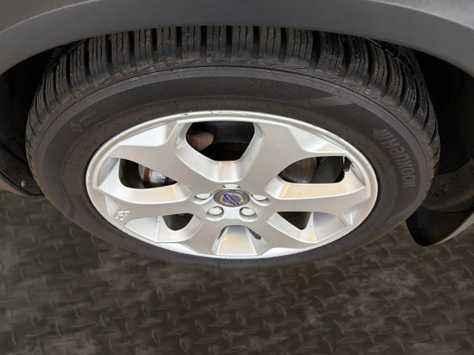 Used 2016 Volvo XC70 T5 Premier w/ Proximity Package image 73