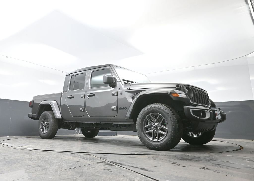 New 2026 Jeep Gladiator Sport image 38