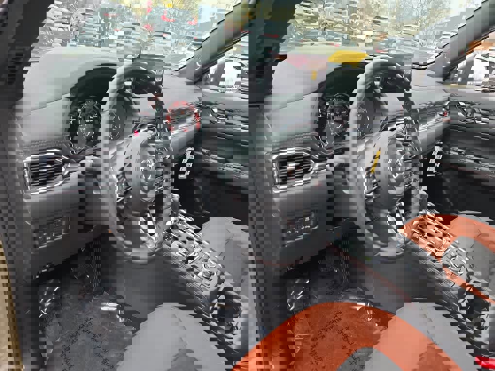 Certified 2025 MAZDA CX-5 Carbon Edition image 12