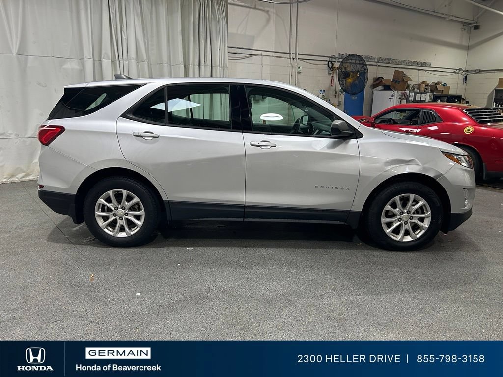 Used 2018 Chevrolet Equinox LS FWD image 9