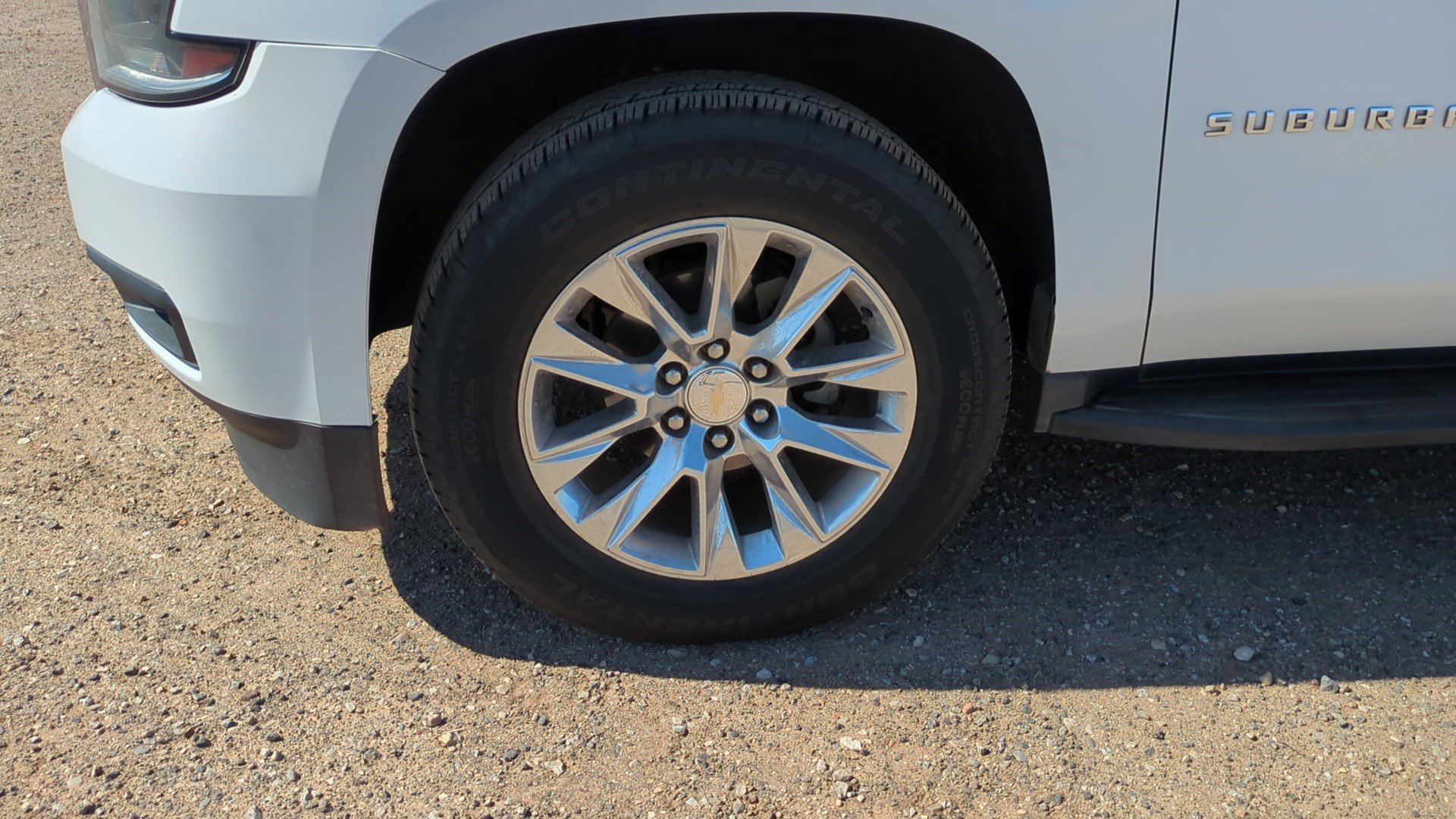 Used 2019 Chevrolet Suburban LT RWD image 10