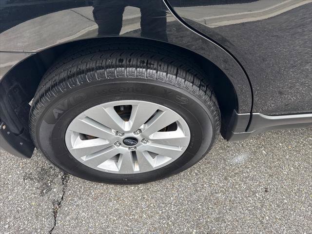 Used 2018 Subaru Outback 2.5i Premium AWD/4WD image 12