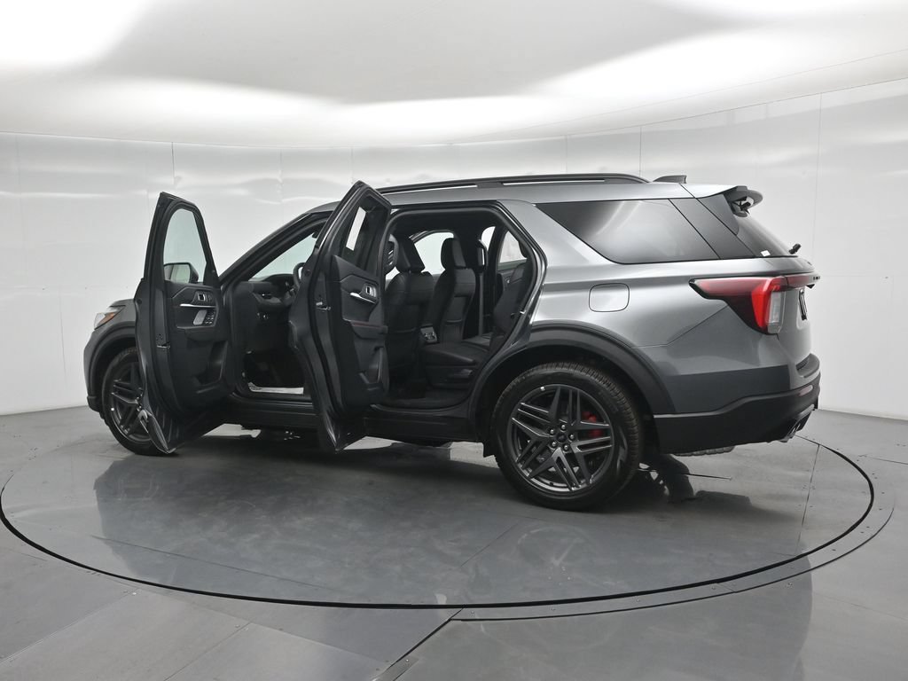 New 2026 Ford Explorer ST w/ Sun And Sound Package AWD/4WD image 31