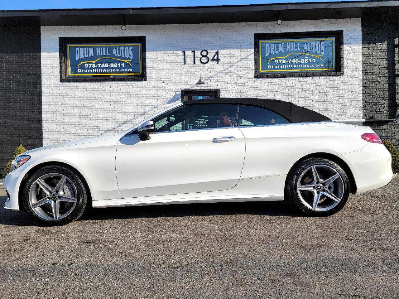 Used 2018 Mercedes-Benz C 300 4MATIC Cabriolet image 2