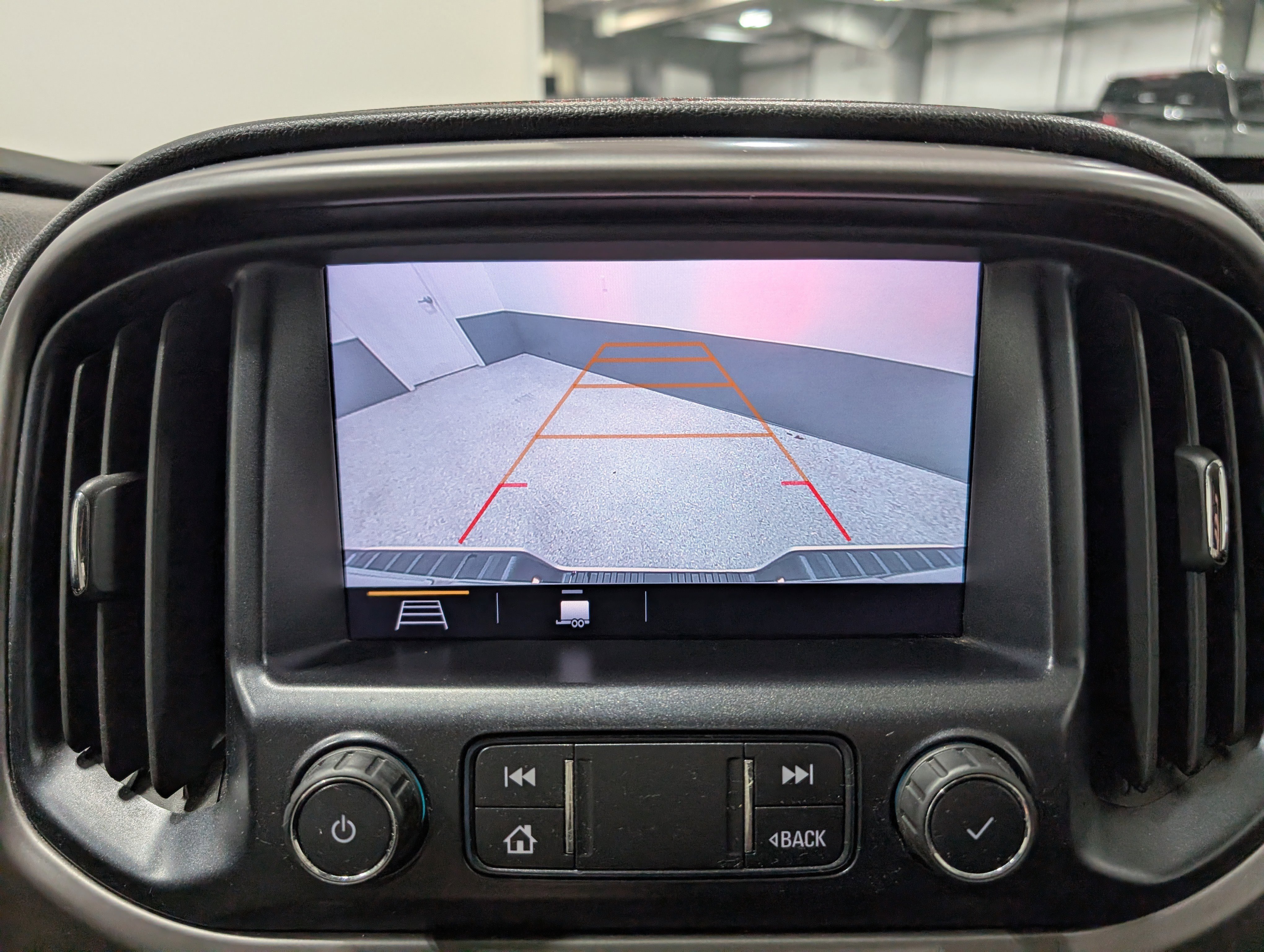 Used 2019 GMC Canyon All Terrain w/ Trailering Package image 24