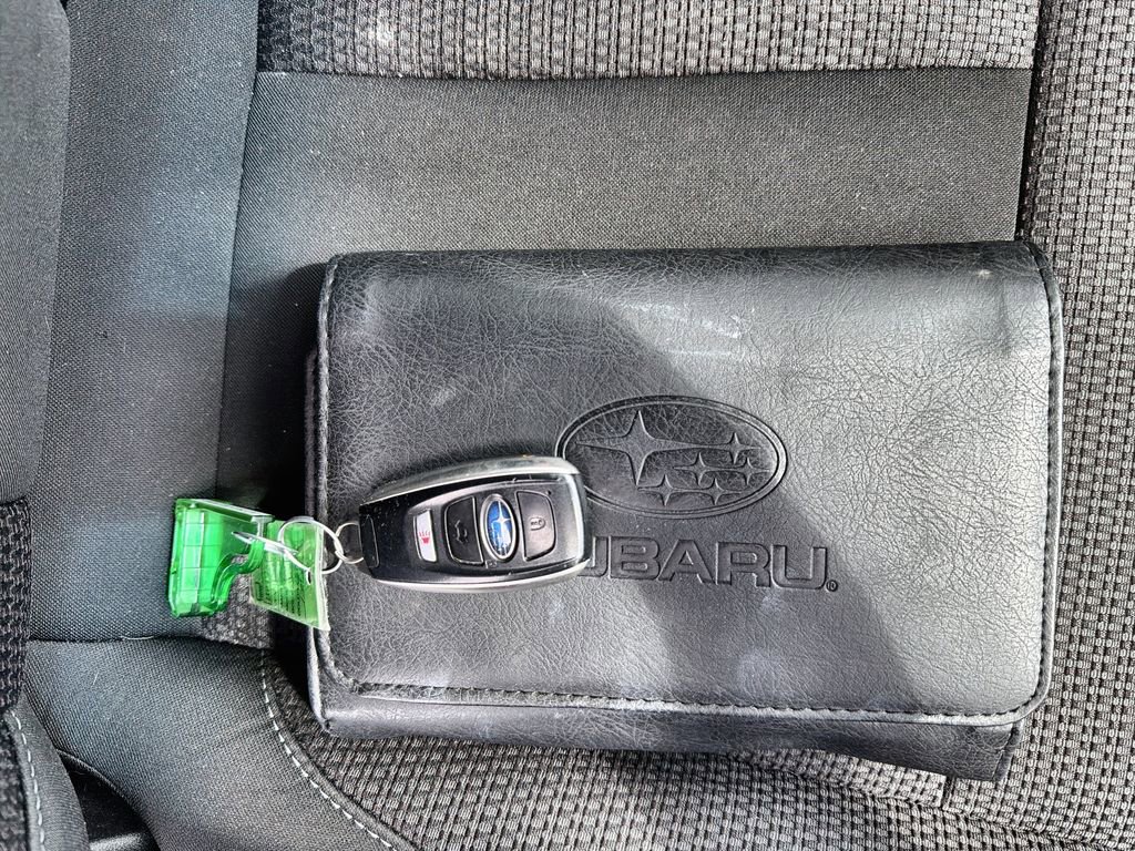 Used 2021 Subaru Outback Premium AWD/4WD image 41