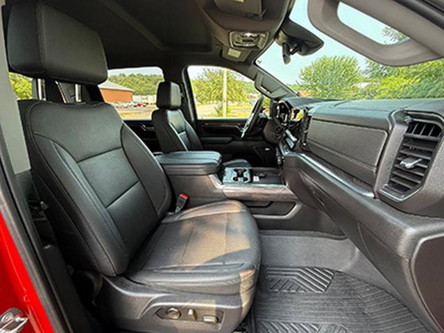 Used 2024 Chevrolet Silverado 2500 LTZ w/ LTZ Plus Package AWD/4WD image 15