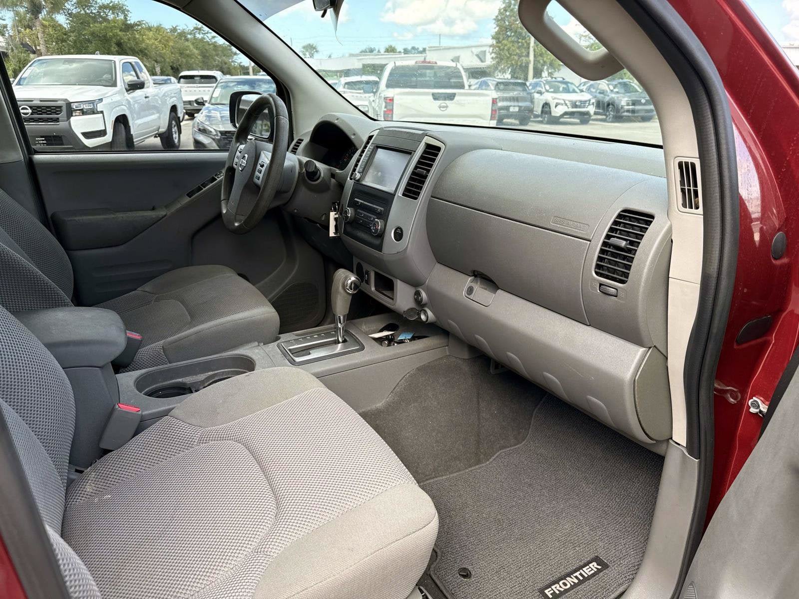 Certified 2019 Nissan Frontier SV RWD image 12