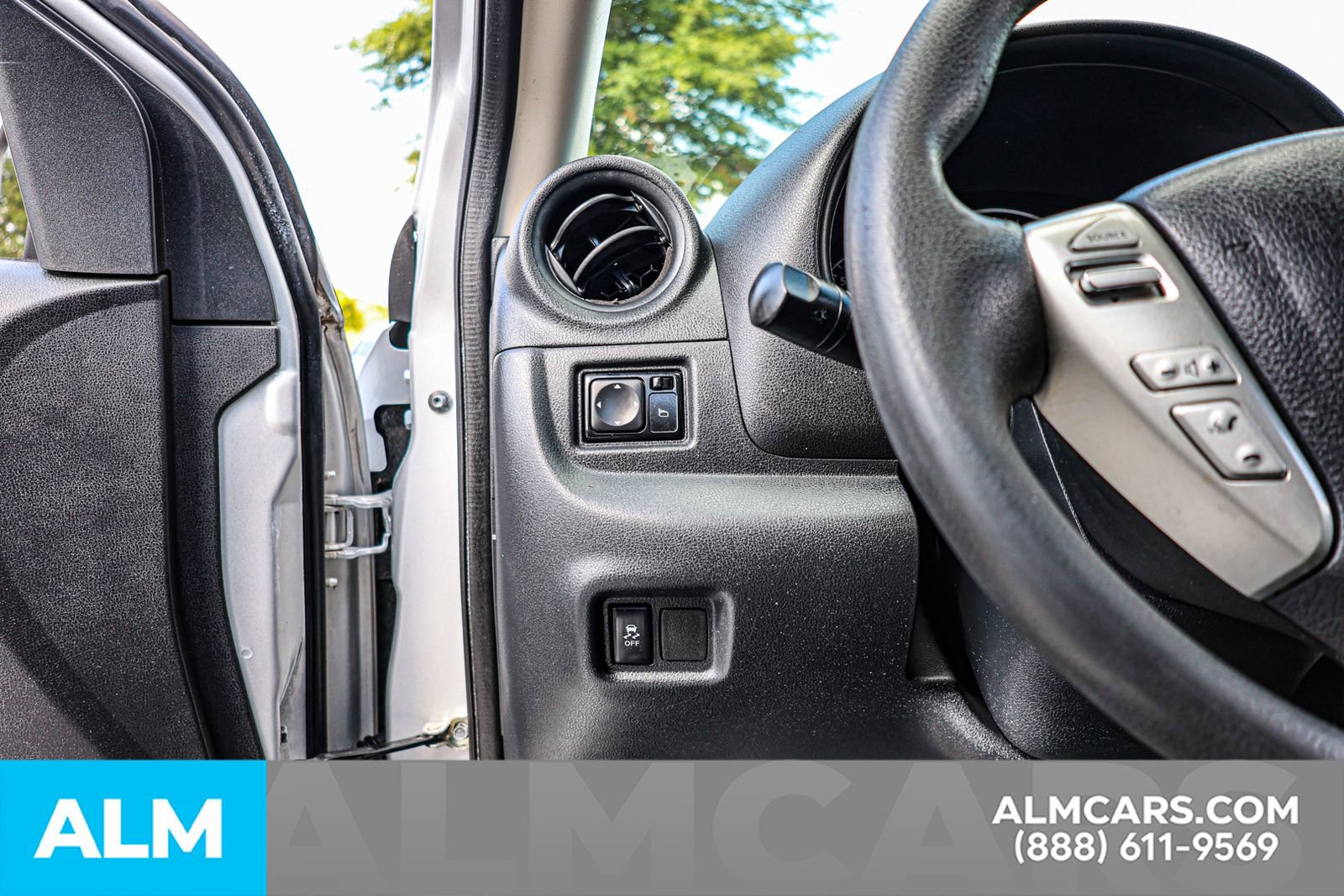 Used 2017 Nissan Versa S Plus image 22