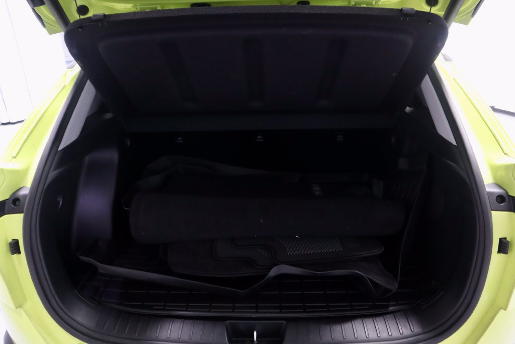 Used 2024 Hyundai Kona Limited AWD/4WD image 15