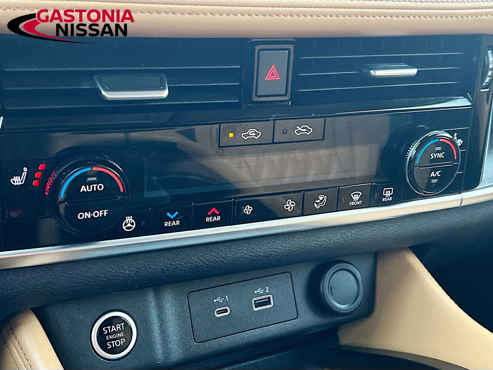 Used 2023 Nissan Rogue Platinum w/ Platinum Premium Package image 21